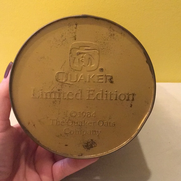 Vintage Quaker Rolled Oats Tin - Picture 5 of 10